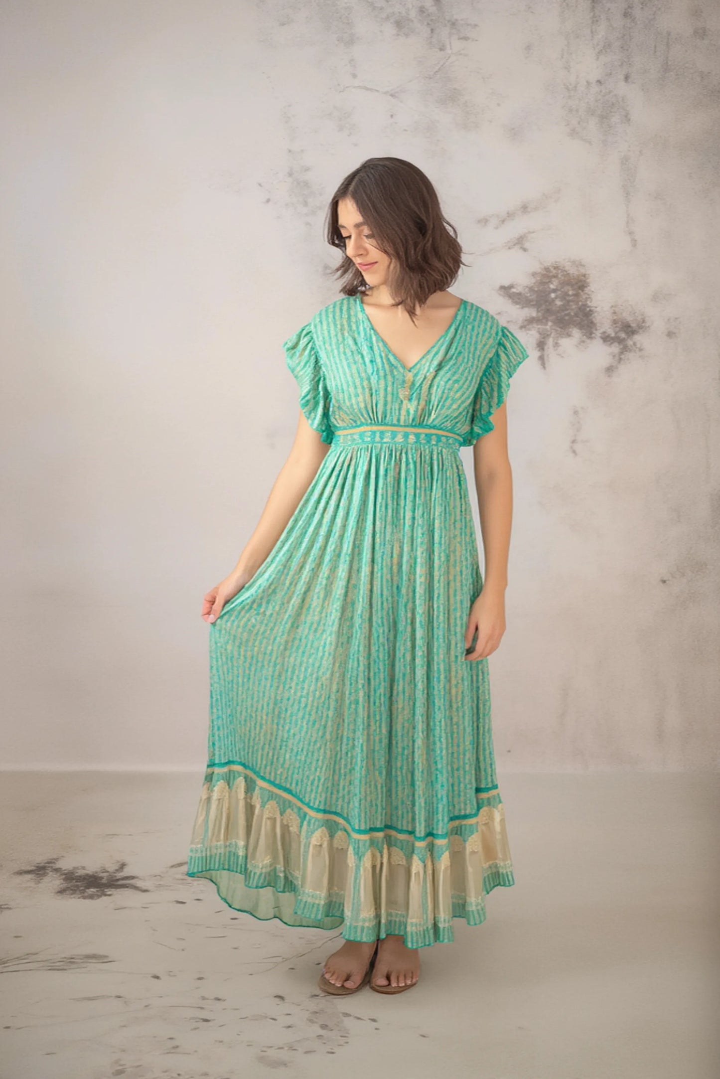 Vestido largo bohemio con mangas cortas y estampado floral para mujer